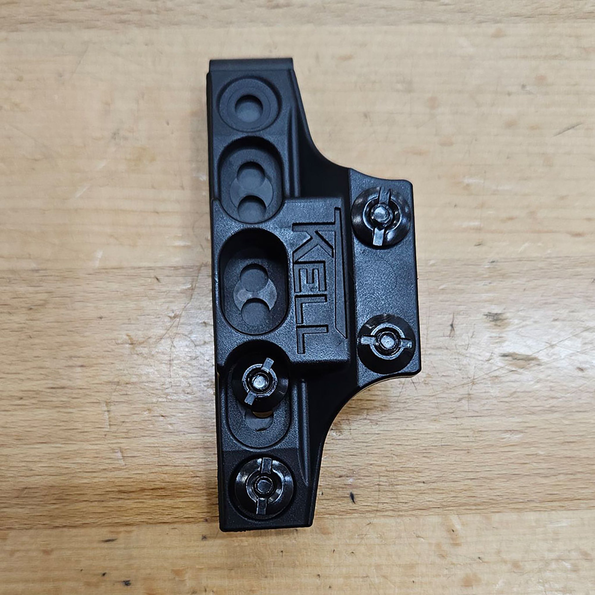 T.Kell Vertical Multi-clip